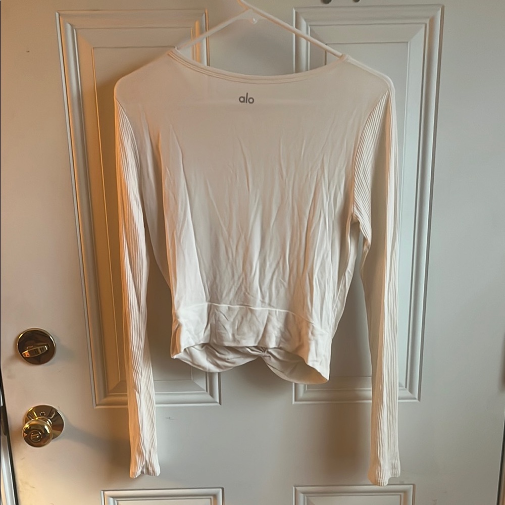 Alo Yoga Cover Long Sleeve Twist Front Top - Picture 2 of 9